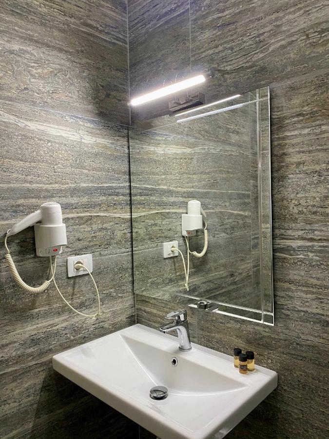 Hotel Bojko Vlore Luaran gambar