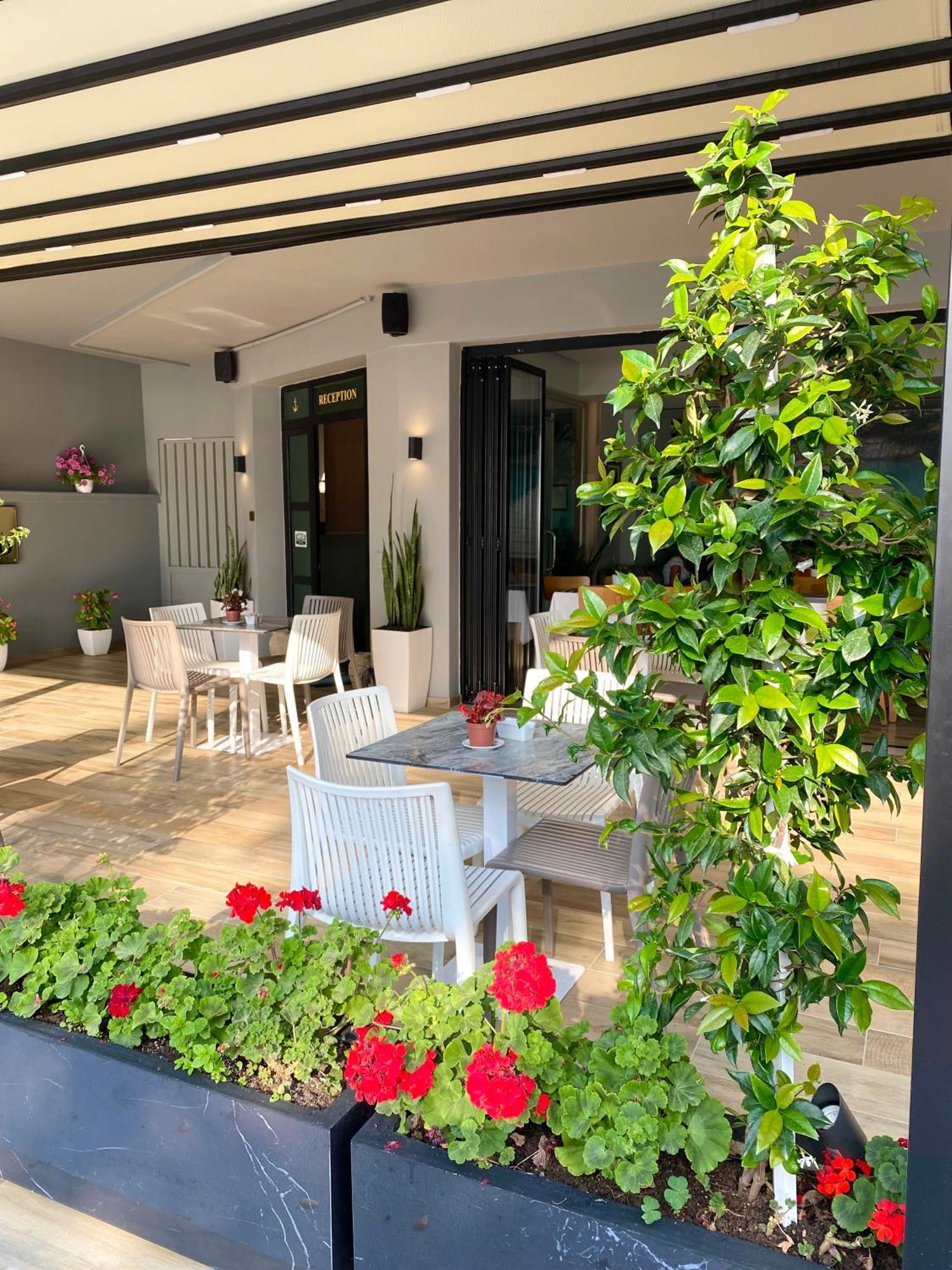 Hotel Bojko Vlore Luaran gambar